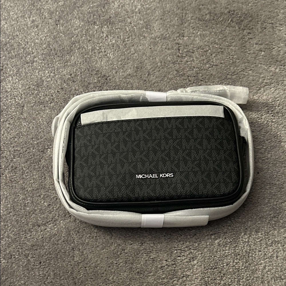 Michael Kors small crossbody